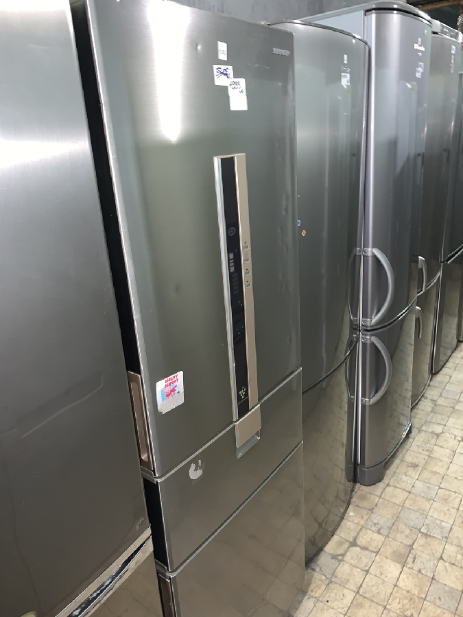 Сучасні холодильники SIEMENS_LG_ARISTON з Європи