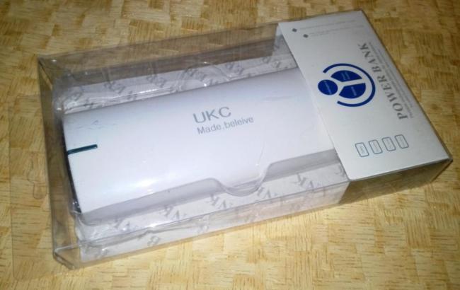 Power Bank внешний аккумулятор 20000 мА*ч UKC с USBх2, led фонарем