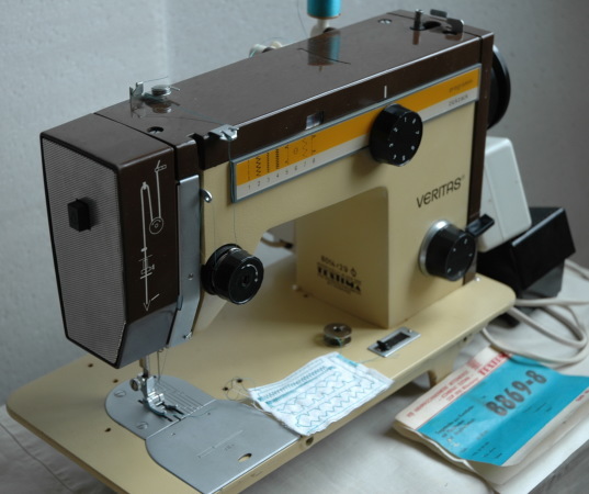 Veritas 8114/29 швейная машина