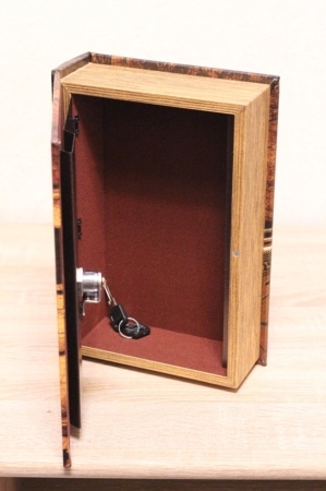 Шкатулка-сейф, книга сейф с ключом, мини-сейф в форме книги, купить.
