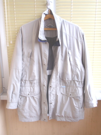 Продам мужскую светло-серую  куртку ConforTex
