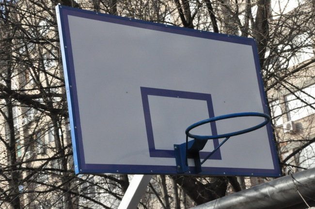 Баскетбольное кольцо,  спорт площадка. 