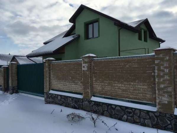 Продается 2 этажный дом с евроремонтом с. Зоривка