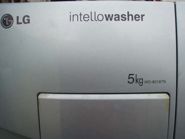 Продам стиральную машину  LG WD-80187N  по запчастям