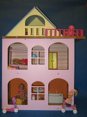 Разборной  розовый кукольный домик для куколок до 18 см.