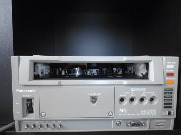 профессиональный VHS видеомагнитофон Panasonic AG-6850H-E Made in Japa