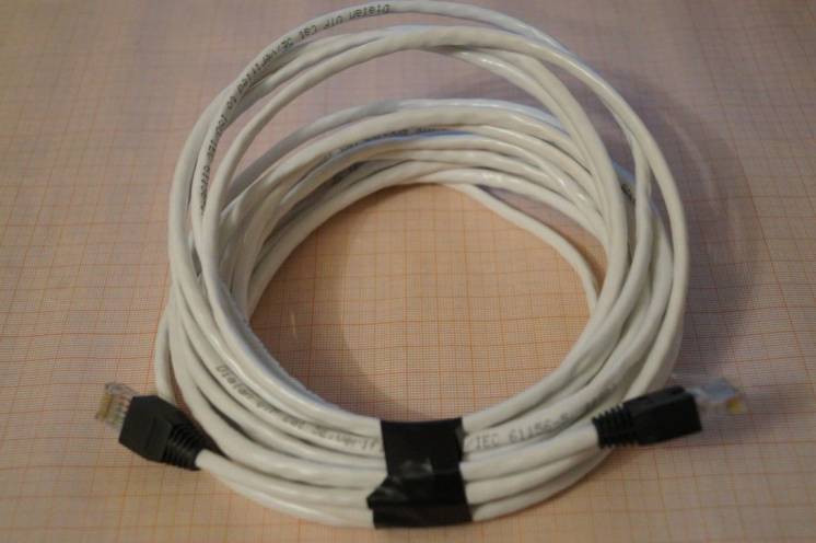 Кроссоверный кабель 7м