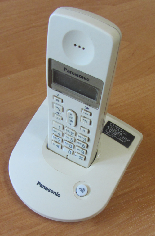 Радиотелефон Panasonic KX-TG1077UA