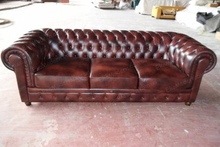 Кожаный мягкий диван Честер в английском стиле