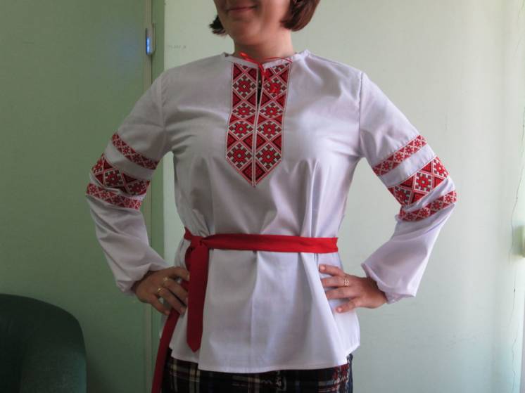 Блуза украинская с тесьмой, женская,пошив под заказ