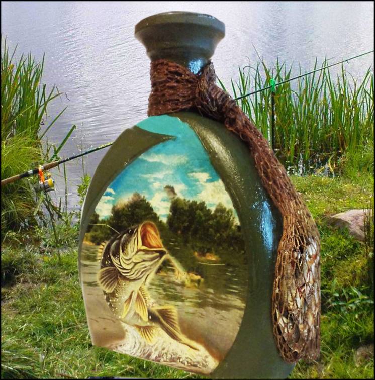 Подарок рыбаку, сувенир для рыбака Подарочная бутылка Клевого клева