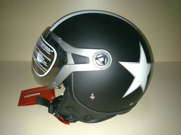 Мото шлем BEON полулицевик черный матовый сертифицированный ECER-22.05