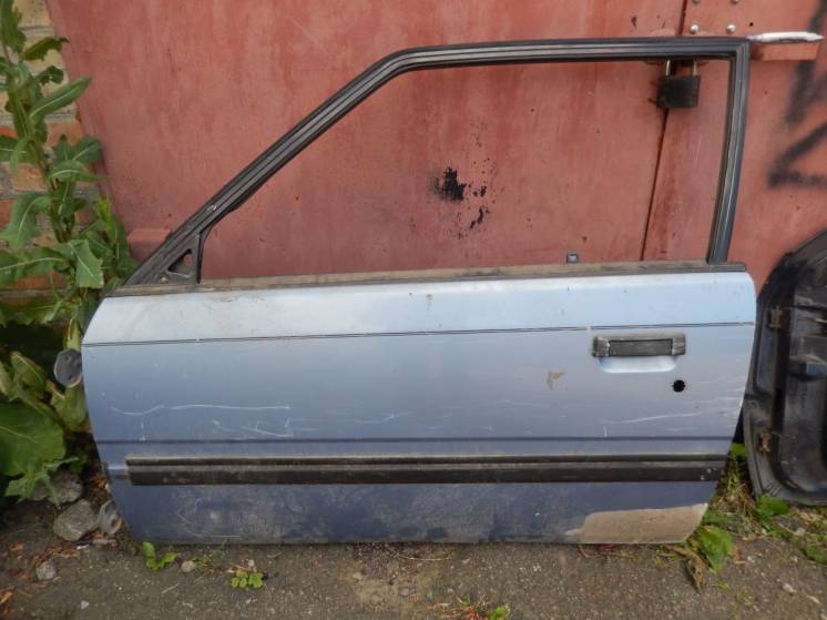 Дверь левая мазда 626 86 г.в. Gc купе Mazda