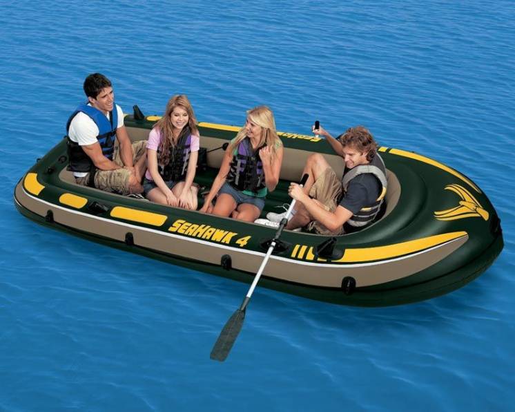 Четырехместная надувная лодка с надувным дном INTEX 68351 SEAHAW.