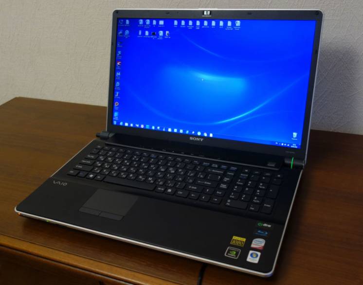 Ноутбук Sony Vaio PCG 8141G 18.4