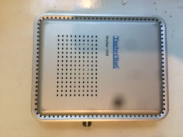 TechniSat SkyStar USB Box-Внешний  цифровой спутниковый приемник