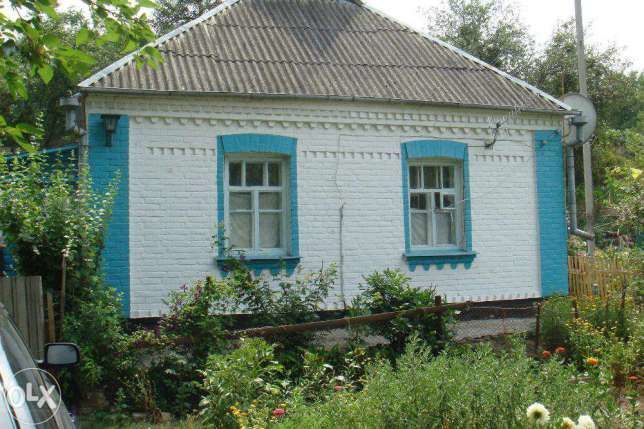 Меняю дом в селе на квартиру в Киеве.