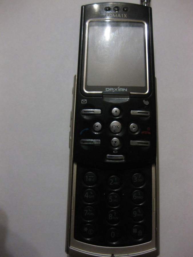 Телефон CDMA Daxian C818