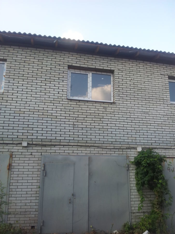 Двухэтажный гараж с подвалом (Киев, Подол)