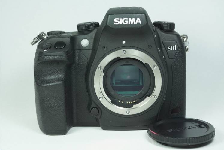 Sigma SD1 Merrill 46.0 MP Digital SLR фотокамера