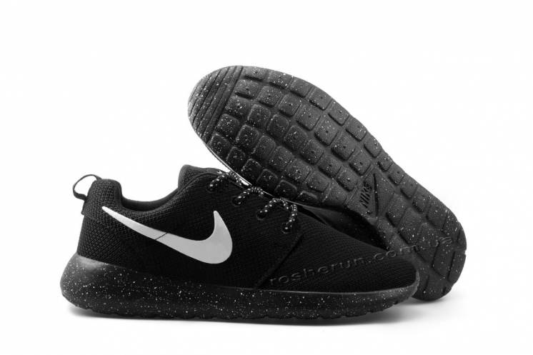 Кроссовки Nike Roshe Run (Черные с черной подошвой в точку).