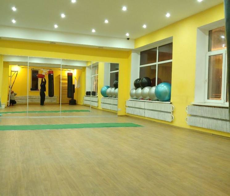 Аренда почасово зала для фитнеса