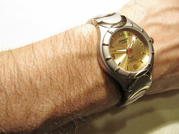 Часы OMAX в коллекцию,2002 года выпуска, новые,водозащита-50 м