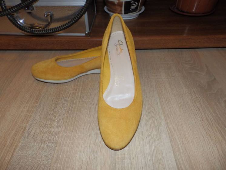 Туфли , мокасины , балетки Clarks Somerset Women's yellow
