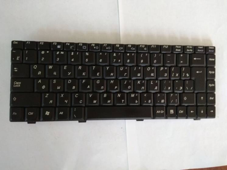 Продам клавиатуру для ноутбука 13,1 формата