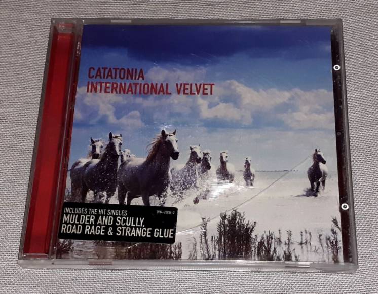 Фирменный Catatonia - International Velvet
