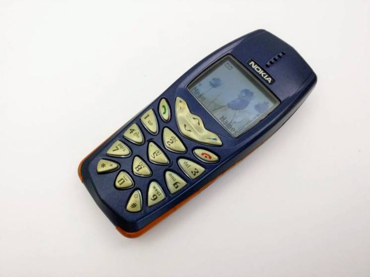Телефон Nokia 3510I, рабочий, нормальное состояние.