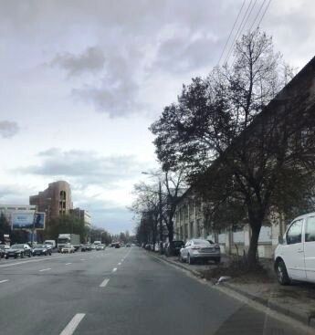 Имущественный комплекс фасад на вул. Скляренко и Бандеры, Киев.