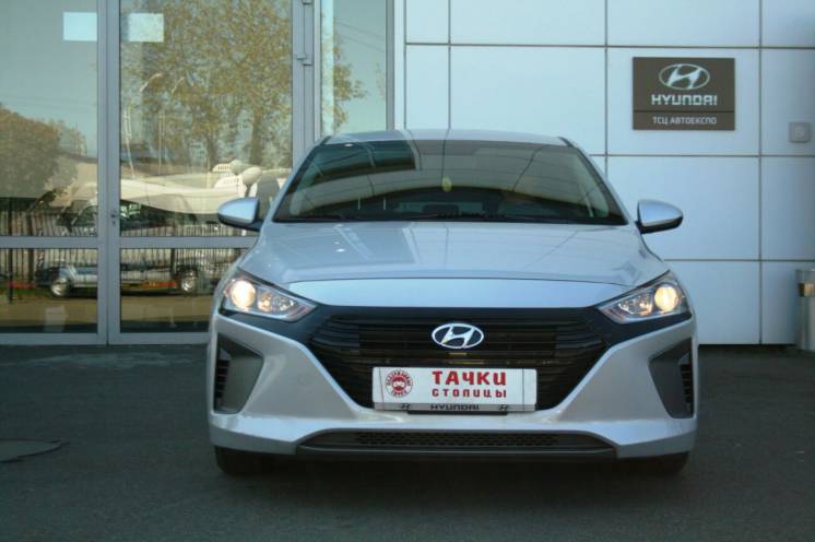 Hyundai IONIQ Hybrid 2017 серый 20т