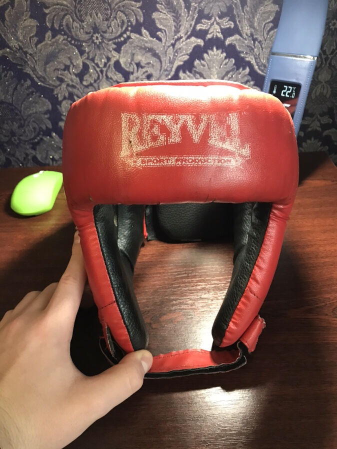 Шлем Reyvel(защита головы)