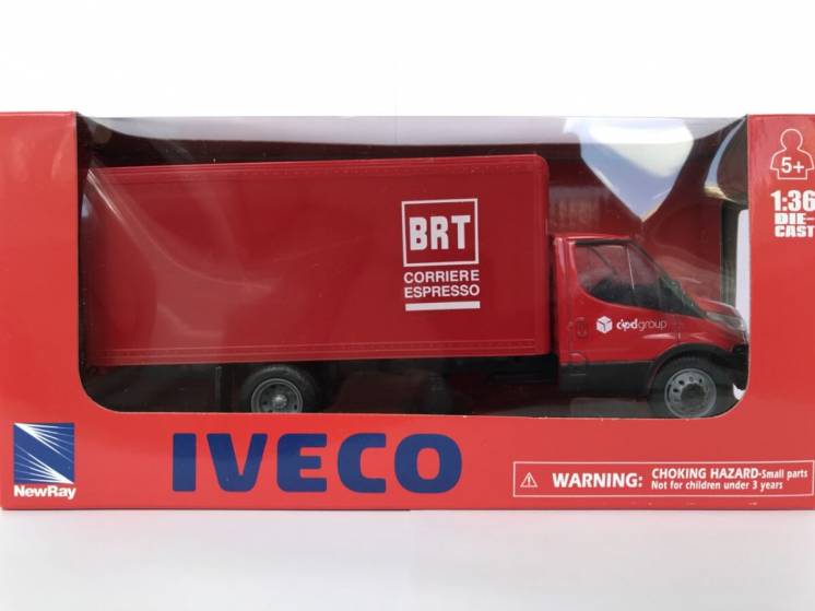 Грузовик автомобиль IVECO DAILY BRT червоний 1:36 New Ray игрушка 1:43