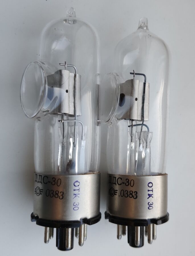 ДДС-30 (ЛД2Д) - Лампа спектральная дуговая дейтериевая