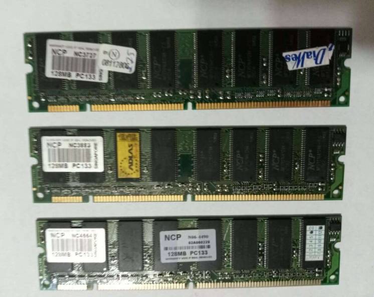 Оперативная память SDRAM DIMM 128Mb PC133 NCP