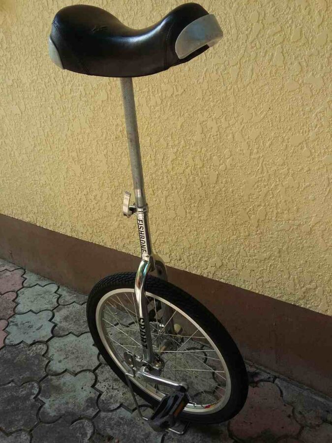 Продам одноколесный велосипед( моноцикл,одноколесник ,уницикл)Fischbon
