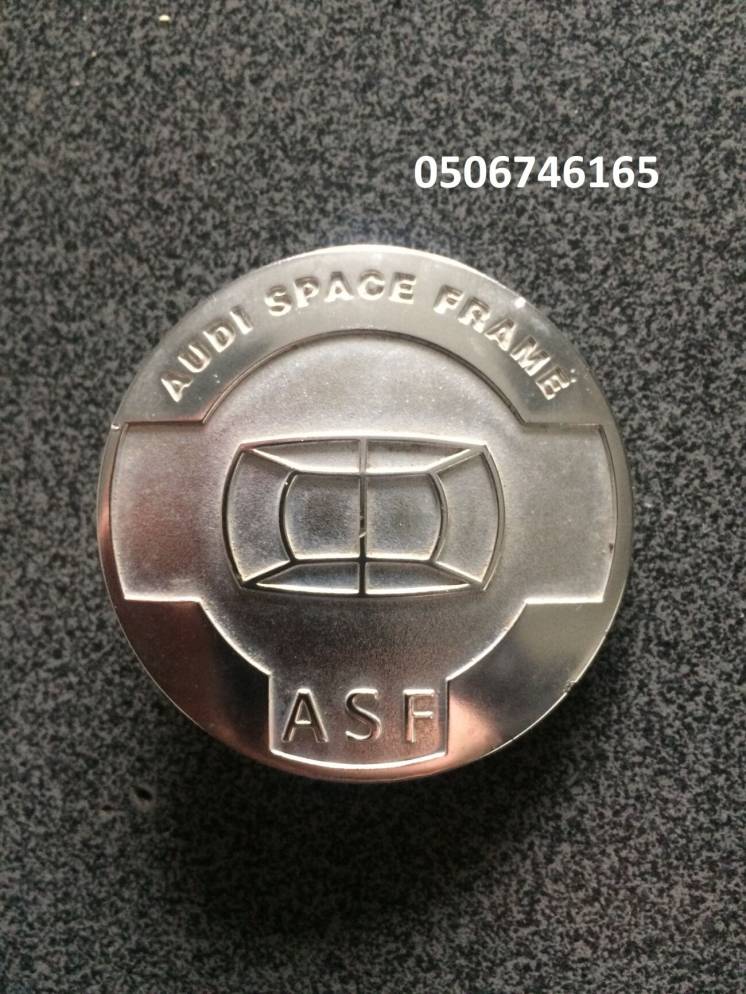 Емблема 4D0854519 оригінал для Audi A8 97-03