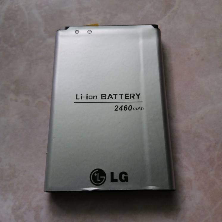Продаю батарею Li-lionBATTAREY 2460 новая