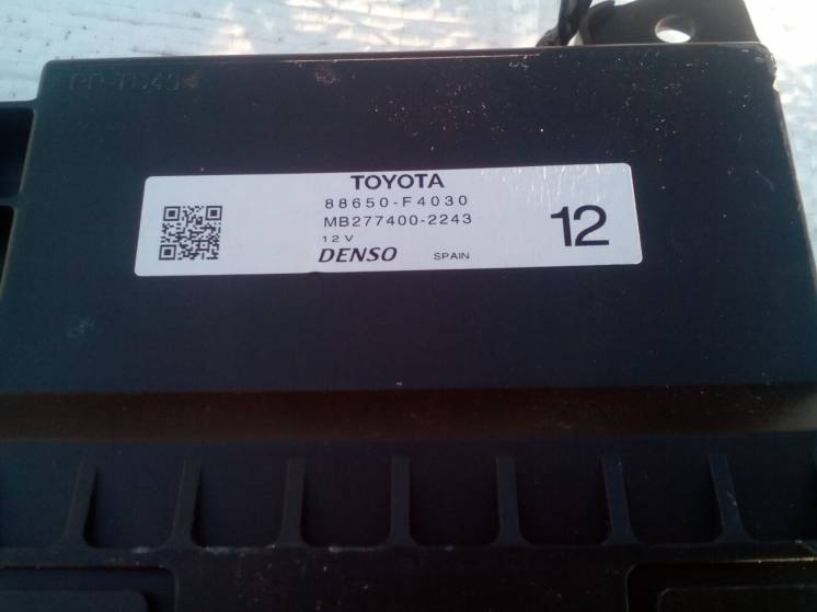 Toyota C-HR 1.8 hybrid 2017r модуль печки 88650-F4030 Актуальное!