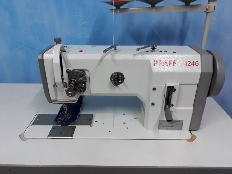 Двухигольная швейная машина  Pfaff 1246