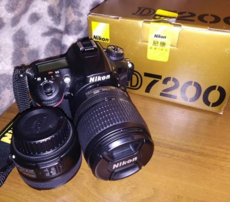 Nikon D7200 + Nikkor 18-105 mm + Nikkor 50 mm f1.8