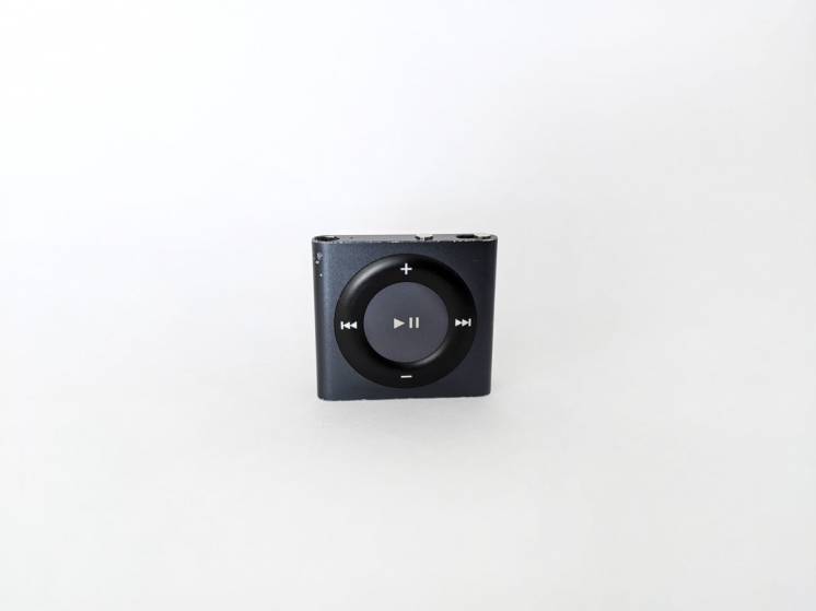 MP3 плеер Apple iPod shuffle 2GB - 4th Generation - Slate Black