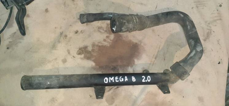 90467819 Патрубок охлаждения Opel Omega B 2.0i X20se 94-03г.