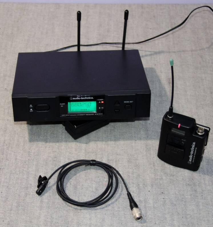 Радіосистема с петличим мікрофоном Audio-Technica ATW-3110