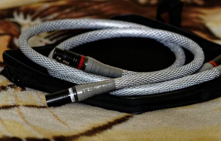 Межблочный кабель Acoustic Zen Silver Reference II XLR (1 метр)