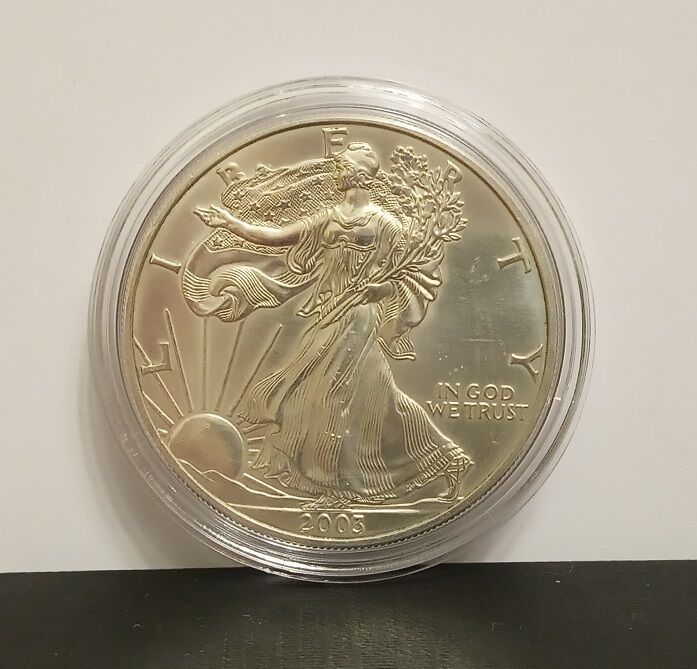 Серебряная монета 1 доллар США 2003 год. 1 унция Серебра 999.9 пробы.