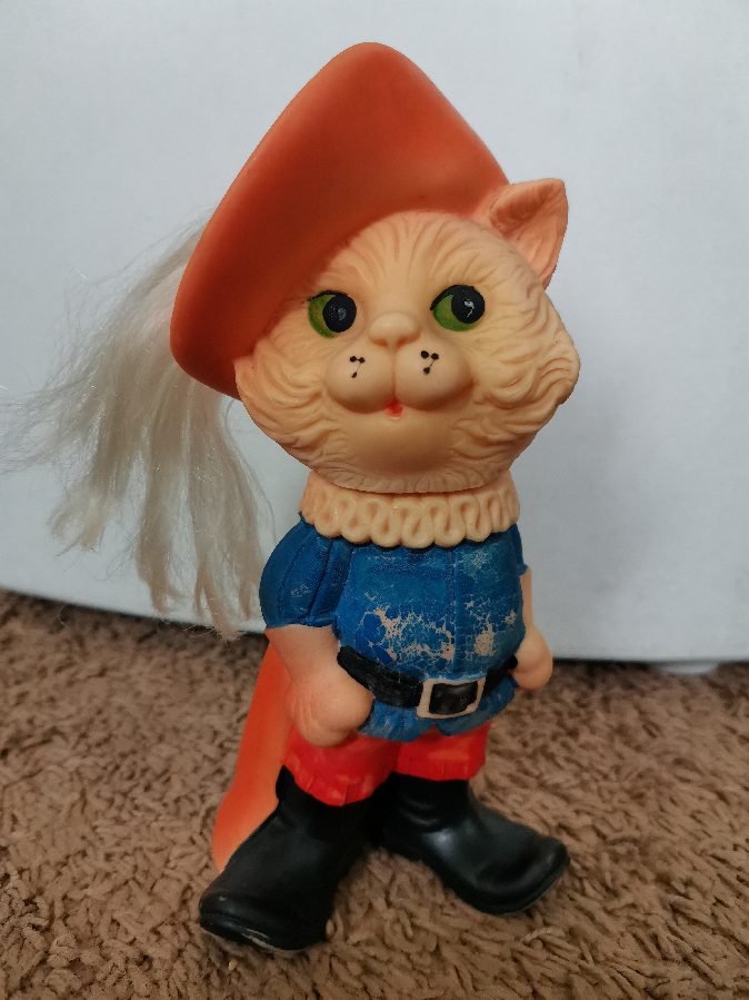 Резиновая игрушка кот в сапогах резиновый советская ссср