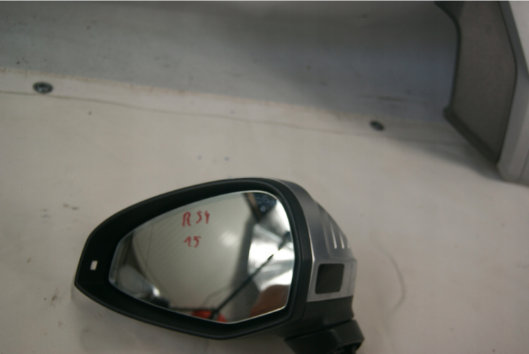 Зеркало наружное левое 15PIN Audi A4 B9.